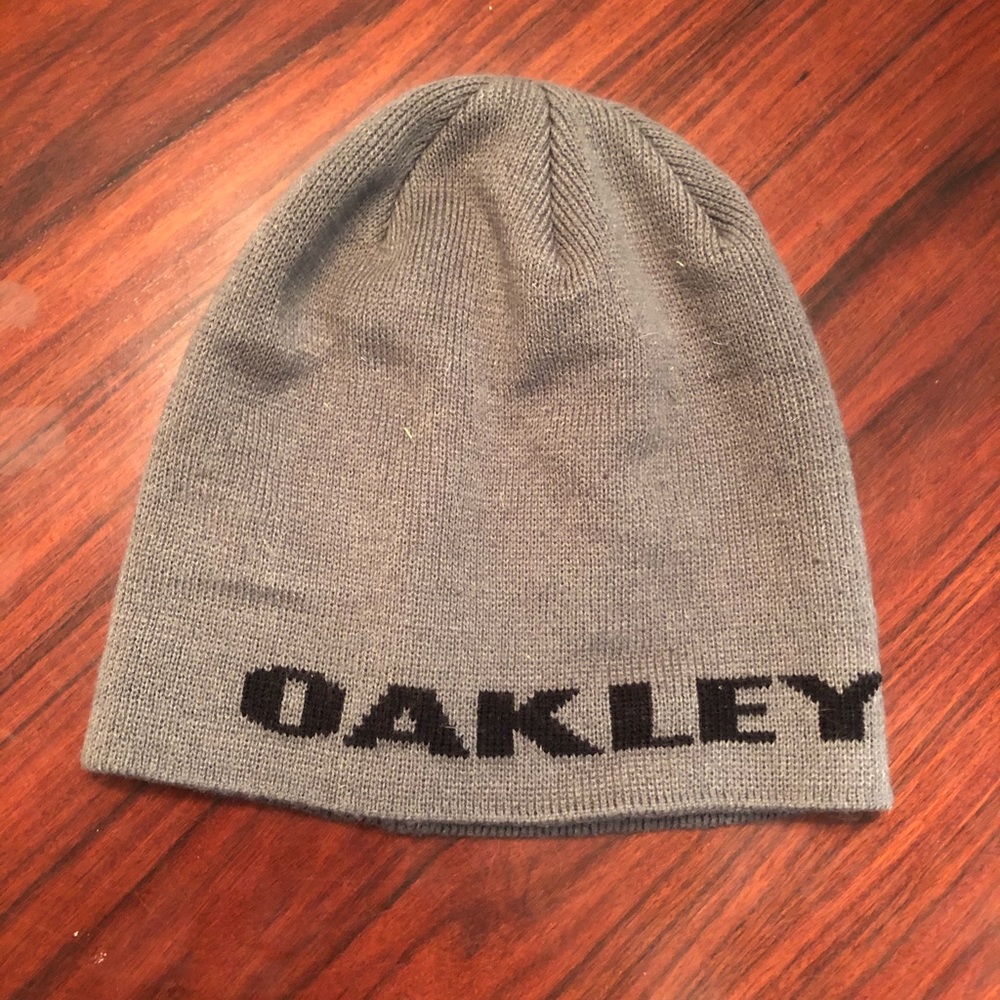 Gray Oakley beanie
